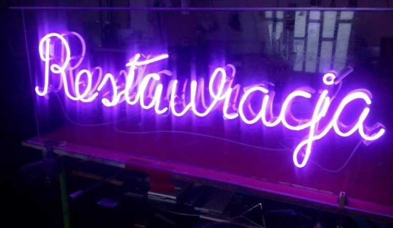 neon restauracja warszawa
