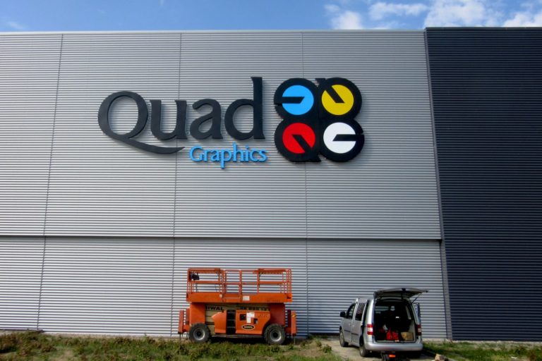 reklamy swietlne Warszawa Quad