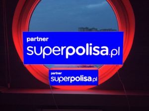 Reklamy i kasetony swietlne Warszawa Superpolisa
